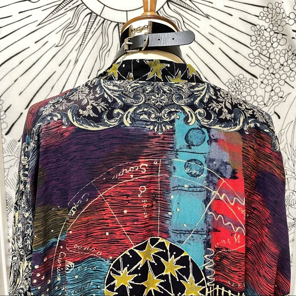 🌈 Gorgeous Vintage bohemian zodiac top - Picture 7 of 13